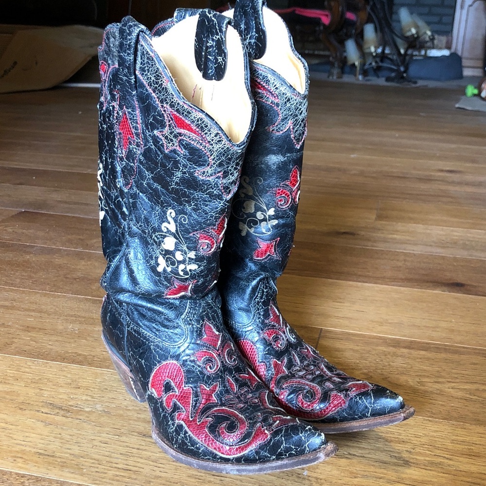 Corral Women's Black Leather Western Boots with Red cut outs size 10